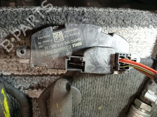 Used Heater resistor Heater resistor MERCEDES-BENZ VITO Mixto (Double Cabin) (W447) 111 CDI (447.701, 447.703, 447.705) (114 hp) 33798875 33798875