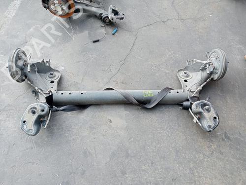 Used Rear axle FORD FIESTA VI (CB1, CCN) 1.4 TDCi (70 hp) 27614120