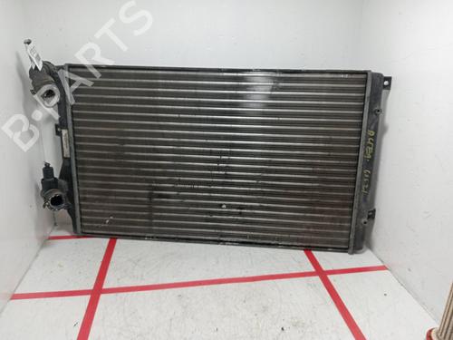 Used Water radiator Water radiator 37666238 37666238