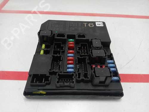 Used Fuse box NISSAN JUKE (F15) [2010-2019]  30389937