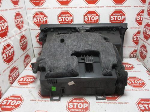 Glove box MERCEDES-BENZ A-CLASS (W169) A 180 CDI (169.007, 169.307) | BP7307159C95 