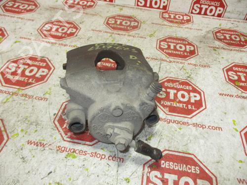 Used Right front brake caliper VW GOLF VI (5K1) 1.6 TDI (105 hp) 15924199