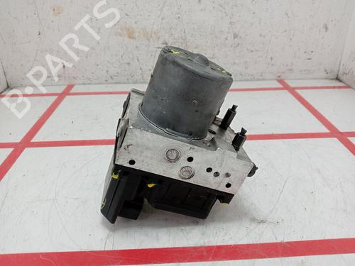 Abs pomp TOYOTA AVENSIS Saloon (_T25_) 2.0 D-4D (CDT250_, CDT250R) (116 hp) 29588482