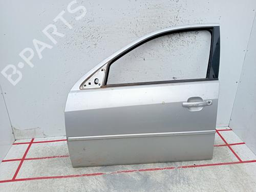Used Left front door FORD MONDEO III (B5Y) 2.0 TDCi (130 hp) 22704639