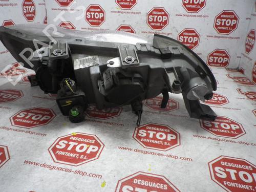 Right headlight ROVER 45 I Hatchback (RT) 1.6 | BP7329295C29 