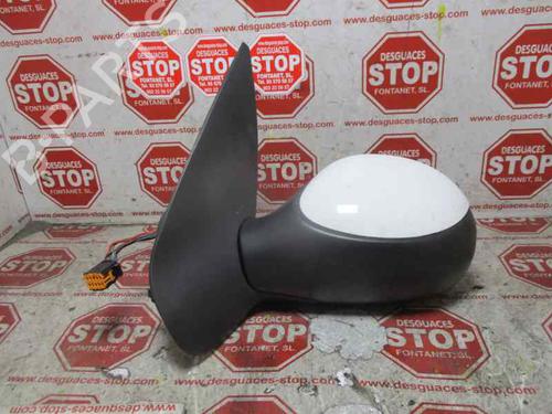 Used Left mirror PEUGEOT 206 Hatchback (2A/C) [1998-2012]  7340559