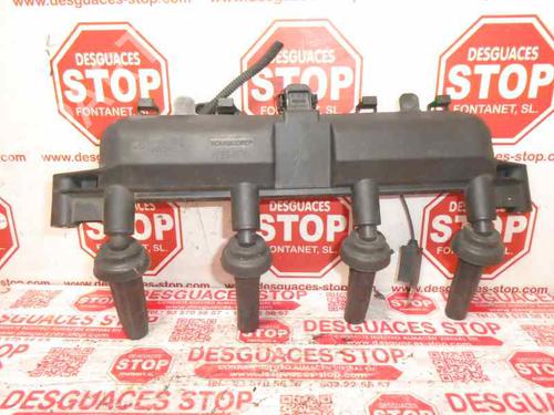 Used Ignition coil PEUGEOT 306 Hatchback (7A, 7C, N3, N5) 1.6 (89 hp) 7384624