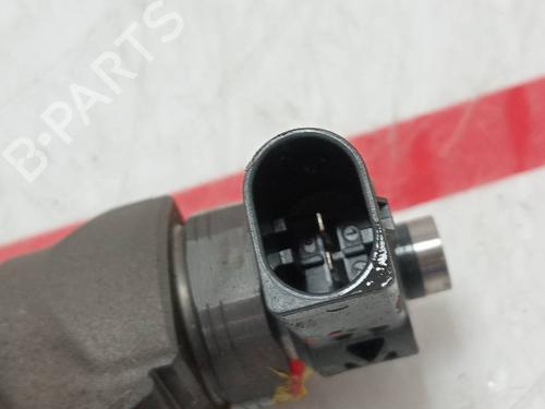 Injector SEAT LEON SC (5F5) 2.0 TDI | BP38929375M100 - Image 2