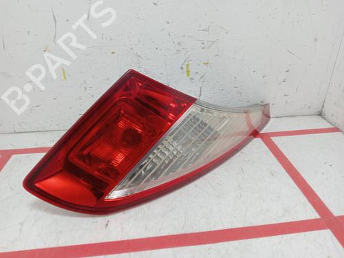 left-tailgate-light-renault-megane-iii-hatchback-bz01_-b3_-2008-32215960 main image