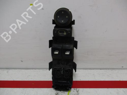 Used Left front window switch Left front window switch CITROËN C4 I (LC_) [2004-2014] 32782897 32782897
