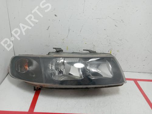 Right headlight SEAT LEON (1M1) | BP32721778C29 - Image 1