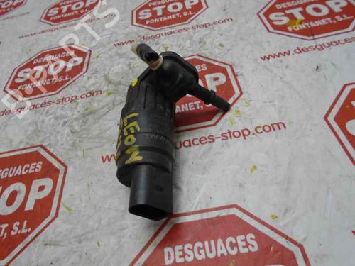 Washer pump SEAT LEON (1P1)  | BP15922324E24 