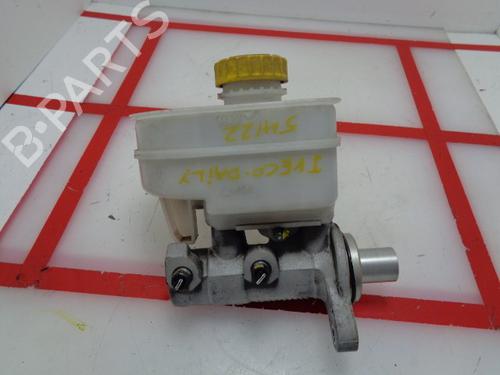Used Brake master cylinder IVECO DAILY IV Van [2006-2012]  17667508