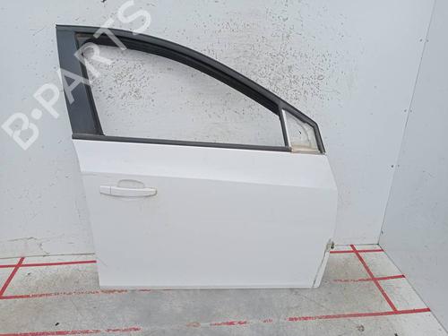 right-front-door-chevrolet-cruze-hatchback-j305-2010-29913509 main image