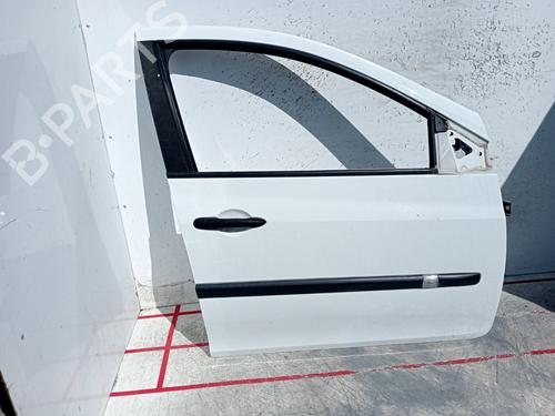 Used Right front door RENAULT CLIO III (BR0/1, CR0/1) [2005-2014]  25774414