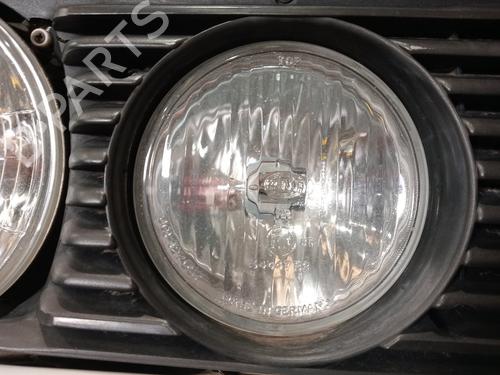 Used Right headlight Right headlight VW POLO Coupe (86C, 80) 1.3 (75 hp) 32420624 32420624