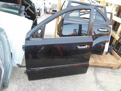 Used Left front door KIA SORENTO I (JC) 2.5 CRDi 4WD (140 hp) 7620858