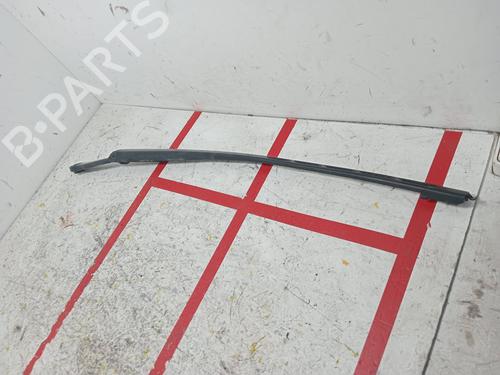 Used Front windshield wiper arm AUDI A3 (8P1) [2003-2013]  18643722