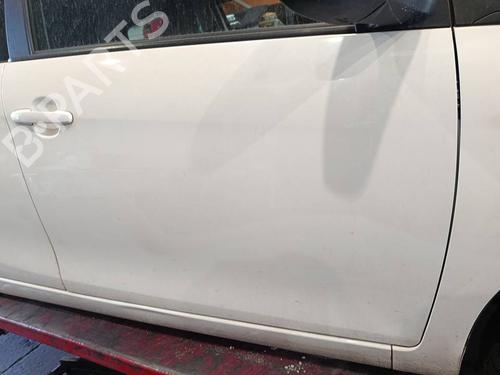 right-front-door-peugeot-108-2014-38784778 main image