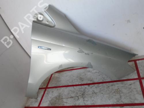 Used Right front fenders MERCEDES-BENZ B-CLASS Sports Tourer (W246, W242) B 200 CDI (246.201) (136 hp) 9212865