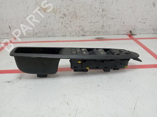 Left front window switch CITROËN C4 II (NC_) | BP29586052I27