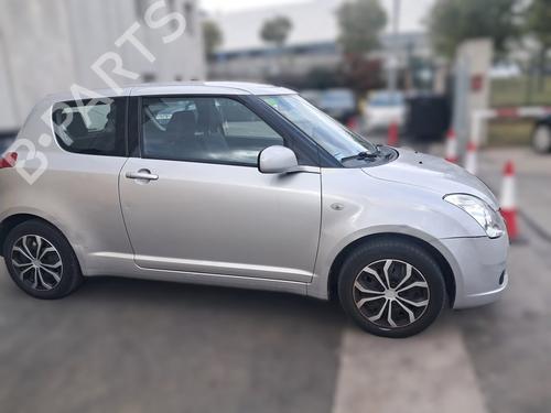 Puerta delantera derecha SUZUKI SWIFT III (MZ, EZ) [2005-2025]  30681778