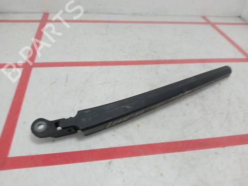 Used Rear windshield wiper arm Rear windshield wiper arm 39412157 39412157