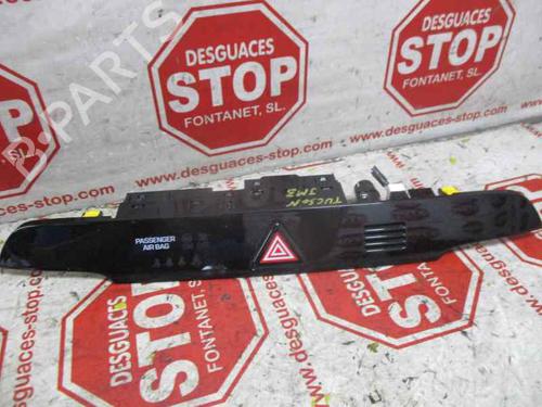 Used Warning switch HYUNDAI TUCSON (TL, TLE) 1.6 T-GDi (177 hp) 7455958