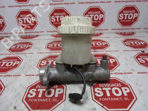 Used Brake master cylinder MITSUBISHI PAJERO SPORT I (K7_, K9_) 3.0 V6 (K96W) (177 hp) 7454420