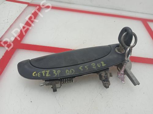 Używane Klamka zewnętrzna drzwi przednich prawych HYUNDAI GETZ (TB) 1.1 (67 hp) 15948484