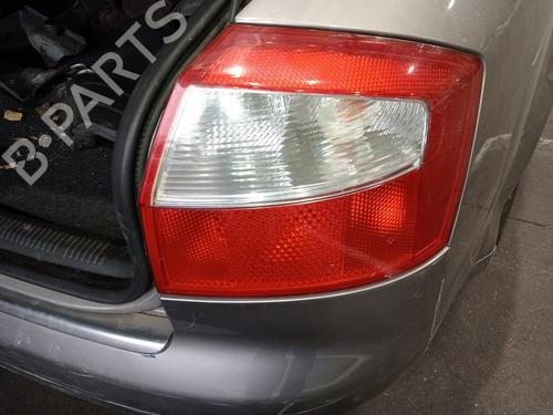 Right taillight AUDI A4 B7 (8EC) 2.5 TDI | BP31967412C35 - Image 1