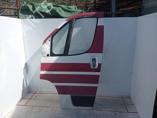 Used Left front door Left front door 33963014 33963014