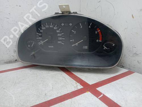 Used Instrument cluster MITSUBISHI CARISMA (DA_) [1995-2006]  15919997