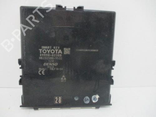 Used Electronic module TOYOTA AURIS (_E18_) 1.8 Hybrid (ZWE186_, ZWE186R) (136 hp) 15925646