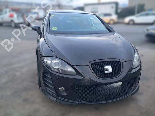 front-wiper-motor-seat-leon-1p1-2005-2006-2007-2008-2009-2010-2011-2012-2013-31946782 main image