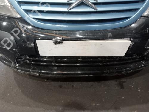 Used Front bumper Front bumper 37153431 37153431