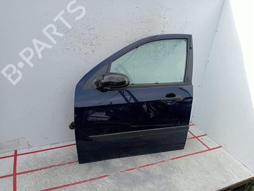 Used Left front door FORD FOCUS I (DAW, DBW) 1.6 16V (100 hp) 23879480