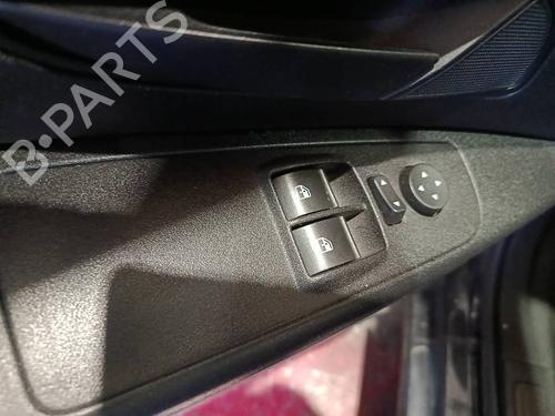 Used Left front window switch Left front window switch FIAT GRANDE PUNTO (199_) 1.4 16V (90 hp) 40529127 40529127
