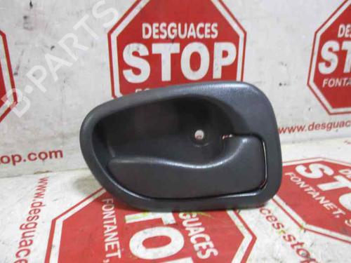 Used Front right interior door handle HYUNDAI ACCENT I (X-3) 1.5 i 12V (88 hp) 7389673