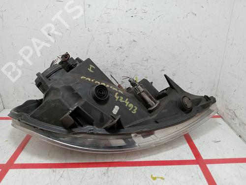 Left headlight NISSAN PRIMASTAR Van (X83) | BP30548896C28