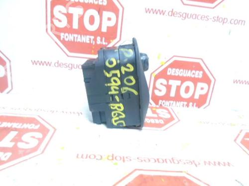 Left front window switch PEUGEOT 206 Hatchback (2A/C) 1.9 D | BP8825452I27 