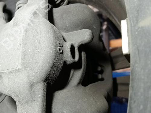 Used Left front brake caliper Left front brake caliper MERCEDES-BENZ A-CLASS (W176) A 180 CDI / d (176.012) (109 hp) 33214854 33214854