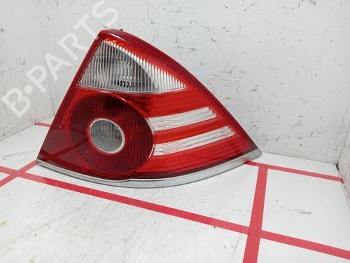 Right taillight FORD MONDEO III (B5Y) 2.2 TDCi | BP28052747C35 