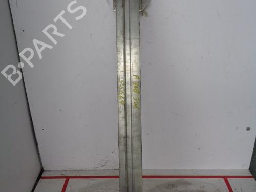 Used Front bumper reinforcement PEUGEOT 308 SW I (4E_, 4H_) 2.0 HDi (136 hp) 15936840