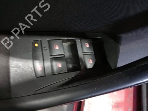 Used Left front window switch Left front window switch 38000885 38000885