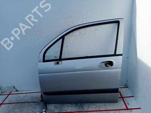 Used Left front door DAEWOO MATIZ (M100, M150) 1.0 (64 hp) 20237335