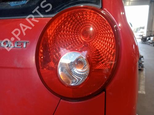 Used Right taillight CHEVROLET MATIZ (M200, M250) 1.0 (67 hp) 31973116