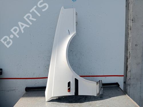 Used Right front fenders Right front fenders 37071770 37071770