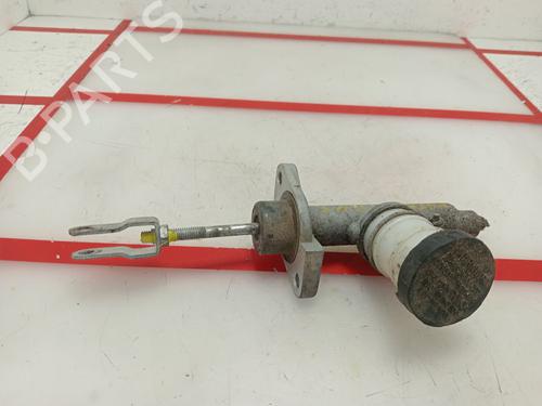 Used Clutch slave cylinder NISSAN PATROL III/2 Station Wagon (W260) 3.3 D (110 hp) 15947402