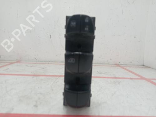 Used Left front window switch Left front window switch NISSAN JUKE (F15) 1.5 dCi (110 hp) 33214852 33214852